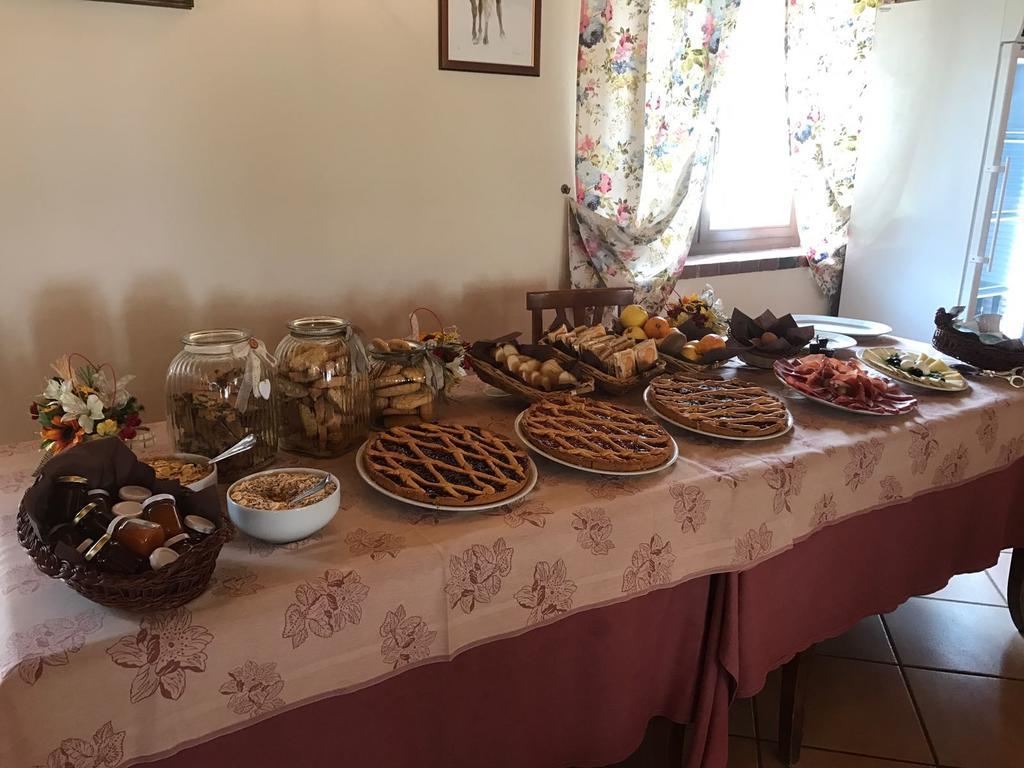 Agriturismo Podere Giulio Таркиния Екстериор снимка